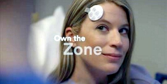 Own the zone -videokuva
